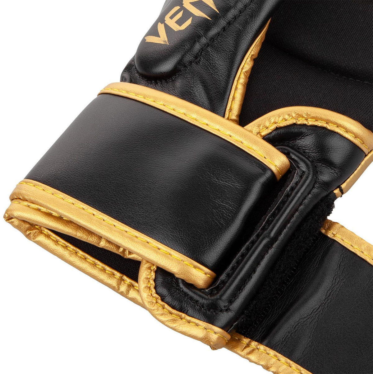 GANTS DE SPARRING VENUM CHALLENGER 3.0 - NOIR/OR VENUM