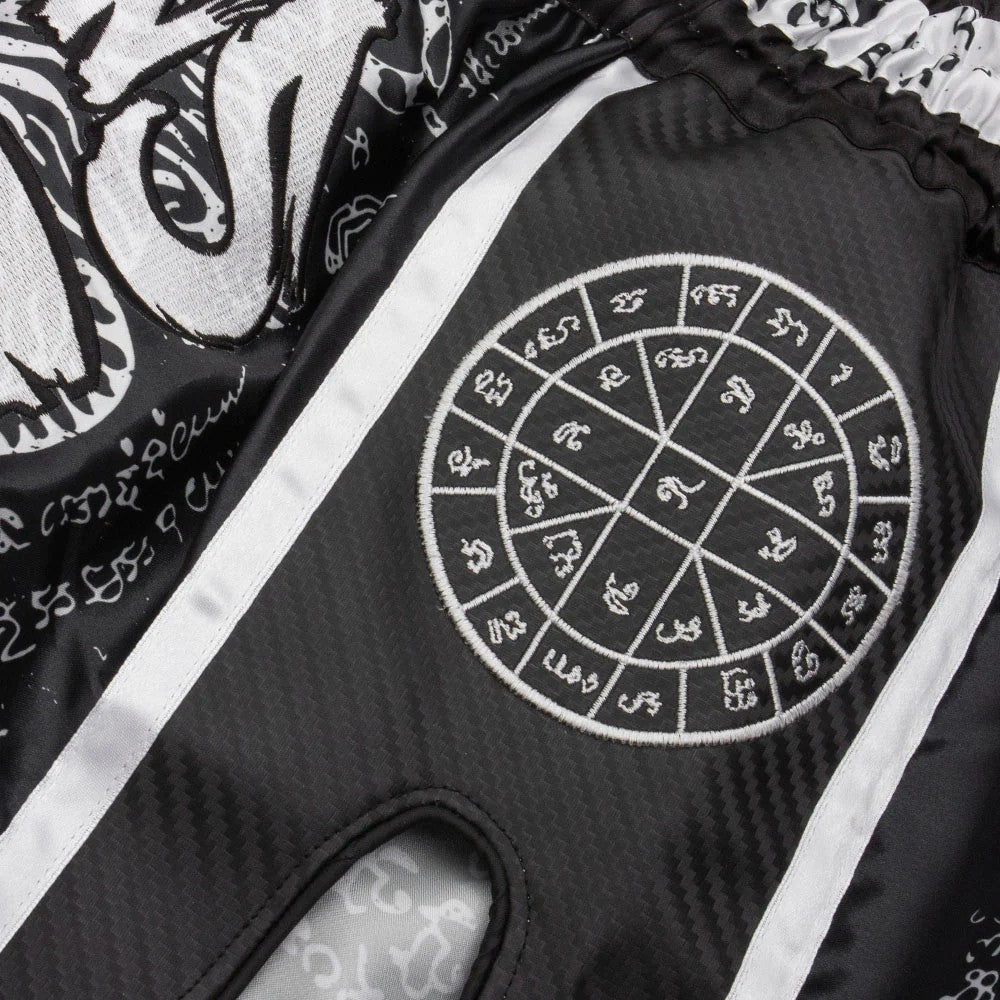 Short 8 WEAPONS Carbon, Sak Yant Tigers, NOIR