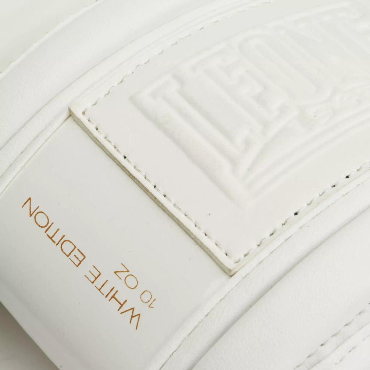 GANTS LEONE WHITE EDITION