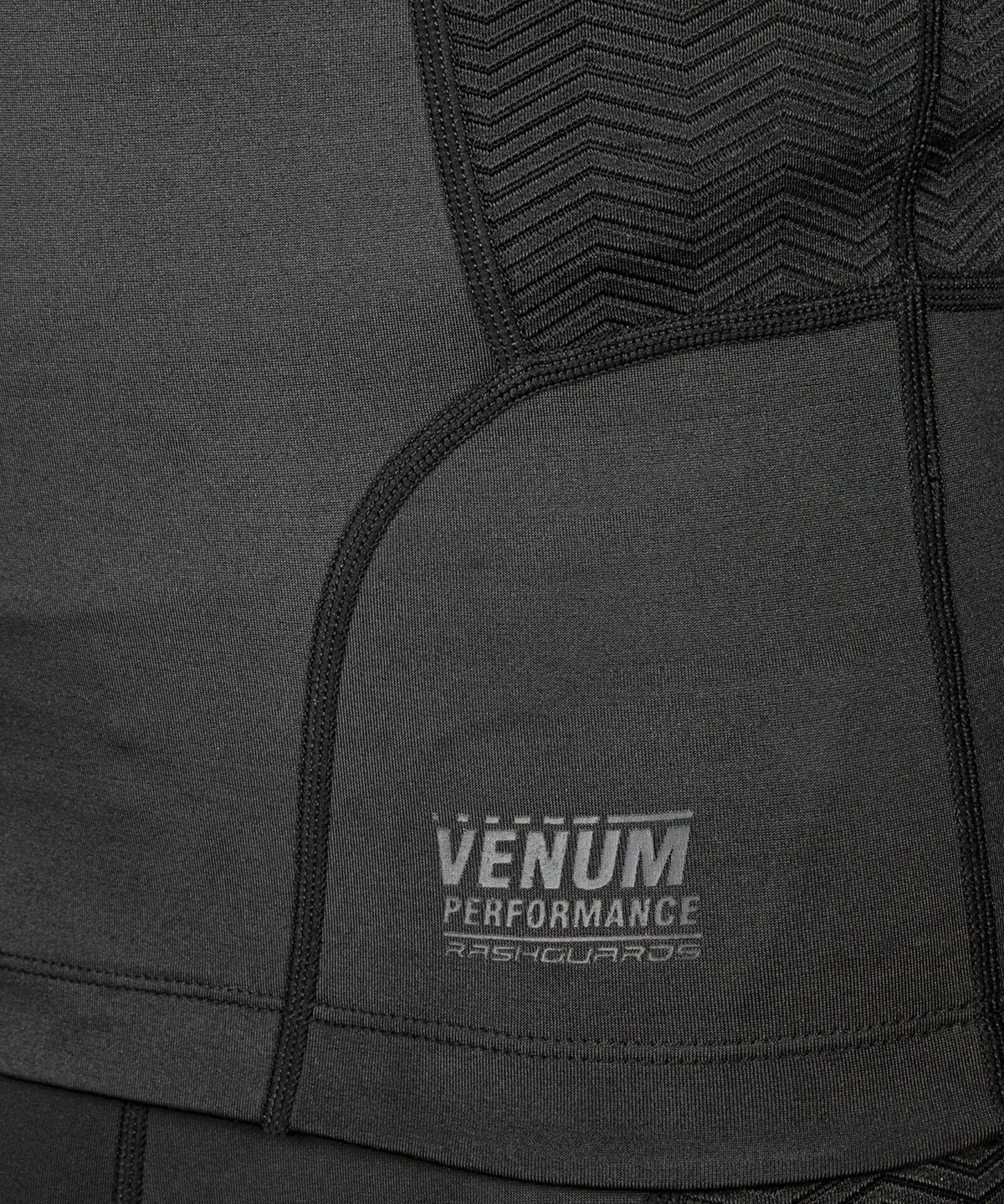 RASHGUARD VENUM G-FIT - M COURTES - NOIR/NOIR