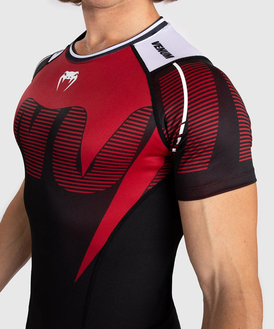 Rashguard À Manches Courtes pour Hommes Venum Adrenaline - Red