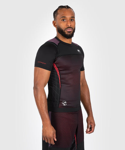 Venum x Dodge Banshee Rashguard noir et rouge