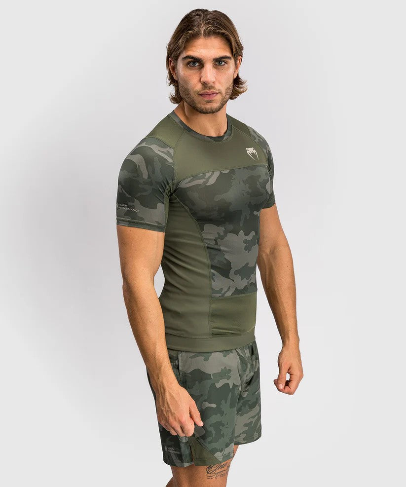 Rashguard à Manches Courtes Venum G-Fit Air pour Hommes - Camo Militaire