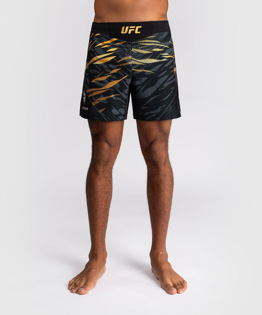Shorts de Combat pour Hommes UFC Fusion by Venum Authentic Fight Night - Coupe Courte - Champion