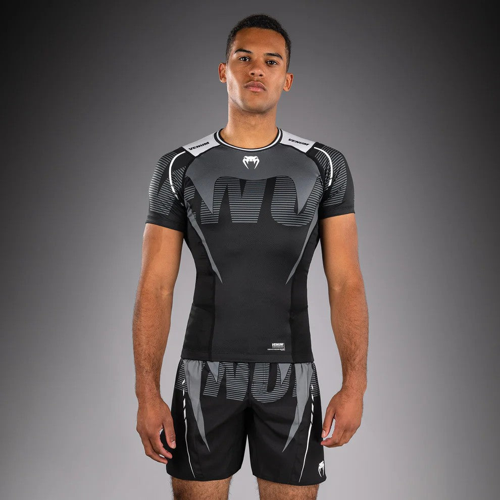 Venum Adrenaline Rashguard Manches Courtes - Black/Silver Grey