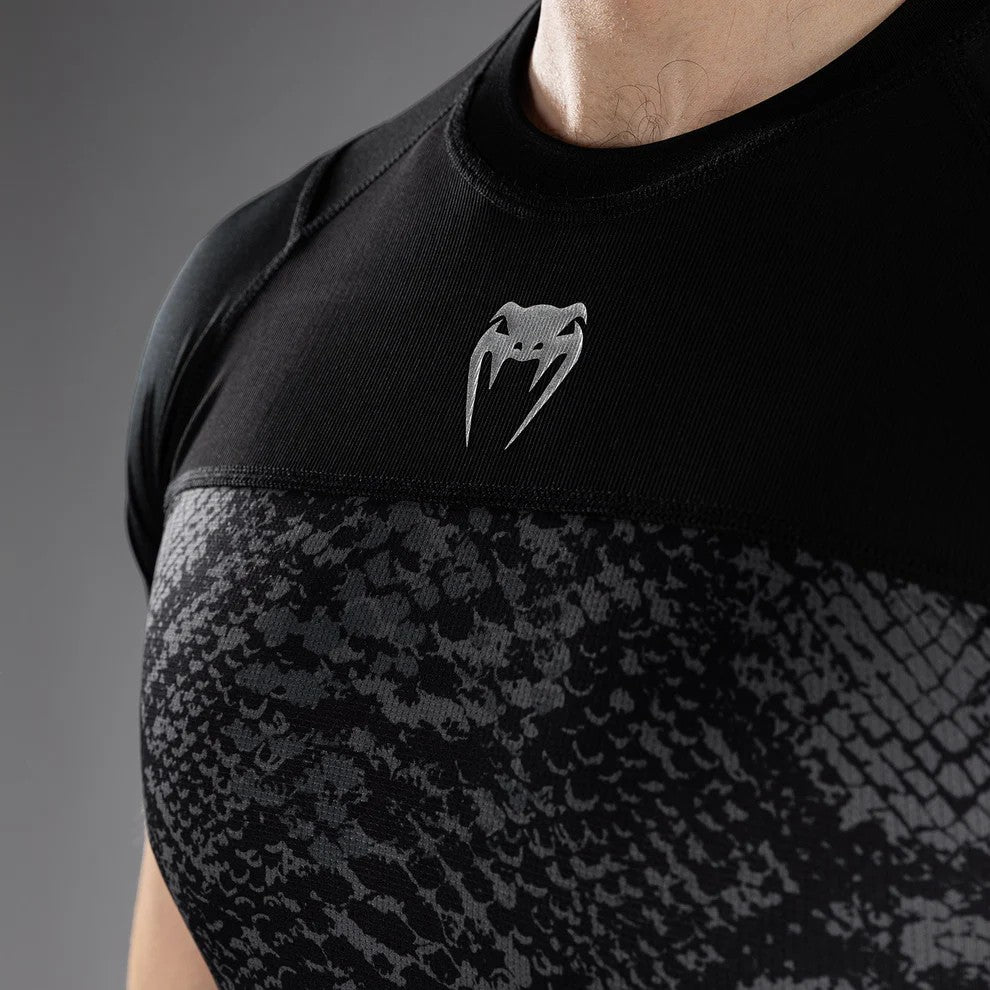 Venum G-Fit Scales Rashguard Manches Courtes- Black/Charcoal Grey