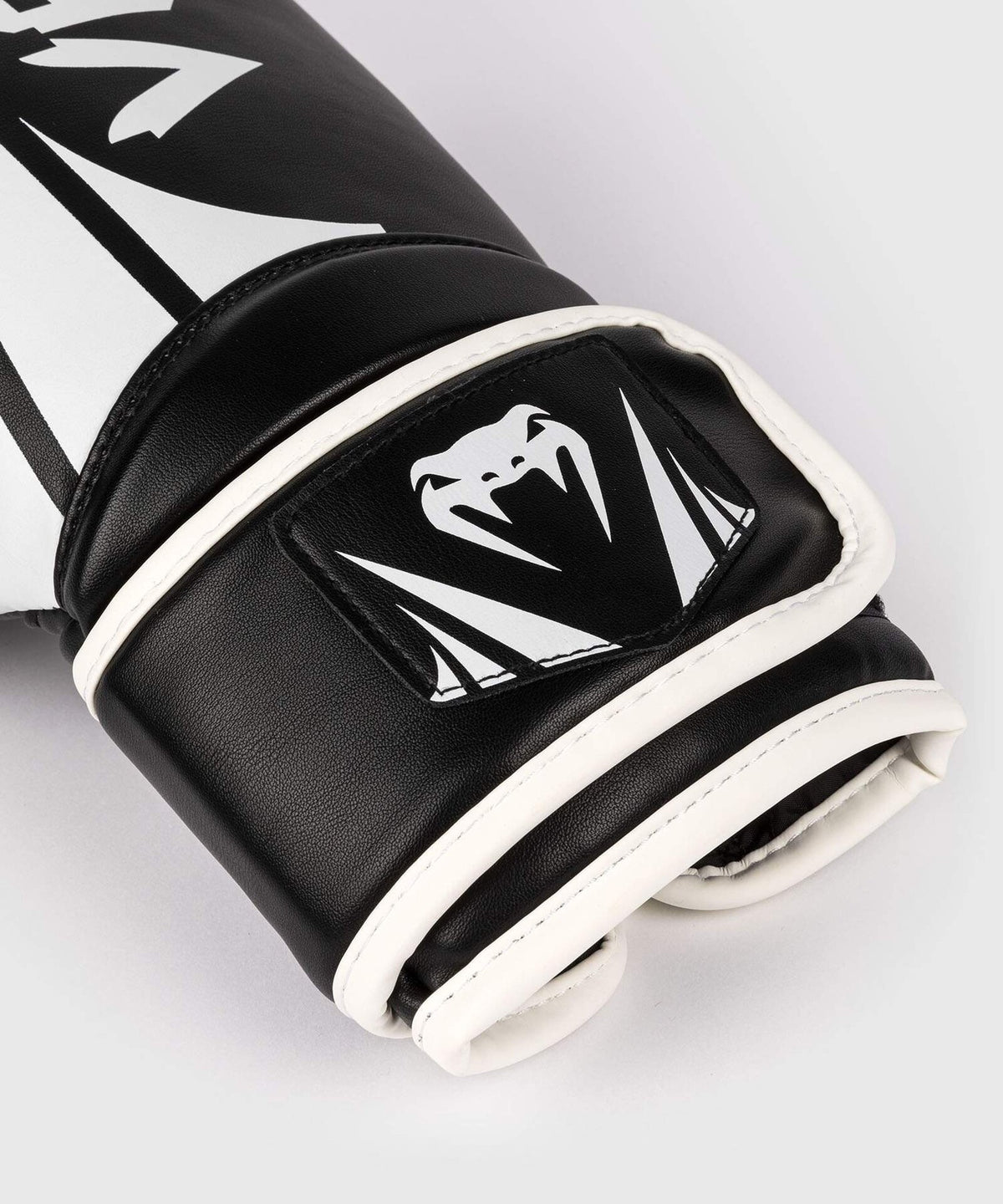 Gants de boxe Venum Challenger 2.5 - noir/blanc