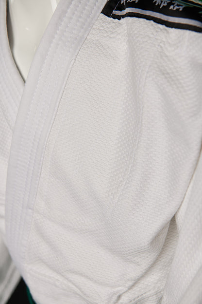 KIMONO IPPON STAR SAMPAI (ISJ550)