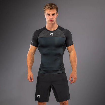 Rashguard manches courtes G-Fit Scale Venum - Noir